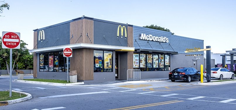 В США 75 хворих унаслідок спалаху важкої кишкової палички в McDonald's (ВІДЕО)