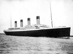 «Титанік» виходить із Саутгемптона у свій перший і останній рейс 10 квітня 1912 року. Фото: F.G.O. Stuart (1843—1923)