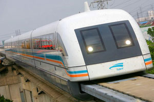 Поїзд Maglev (Magnetic Levitation Train). Фото: China Photos/Getty Images