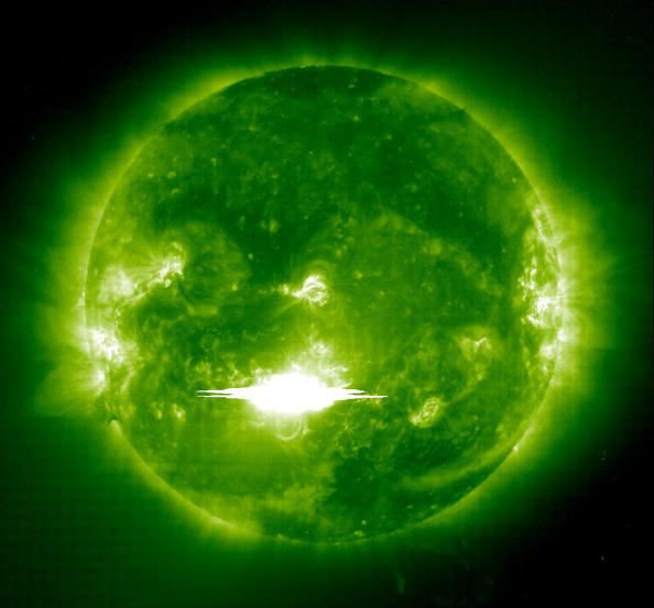 Вспышка класса X18, которая произошла 28 октября 2003. Фото: Solar & Heliospheric Observatory/NASA via Getty Images