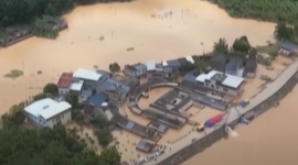 Из-за смертельных наводнений Китай выделил городам более $316 млн на чрезвычайную помощь