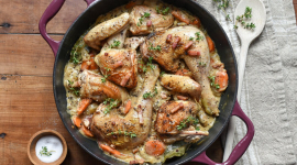 Французское куриное фрикасе — идеальная весенняя уютная еда