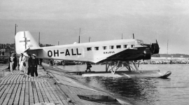 Водолази знайшли пасажирський літак, збитий СРСР незадовго до окупації Естонії (ВІДЕО)