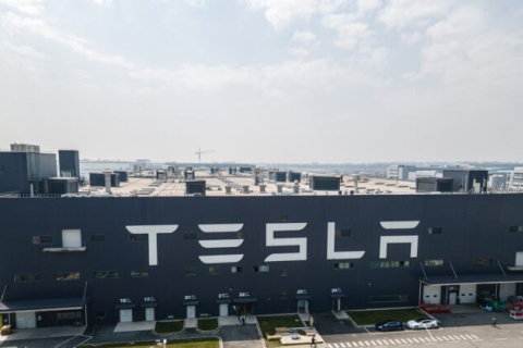 Пекин в конечном итоге вытеснит Tesla из Китая в пользу китайских производителей электромобилей — эксперт