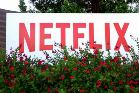 Netflix видалив індійський фільм зі сценою поїдання м'яса після реакції індуїстів (ВІДЕО)