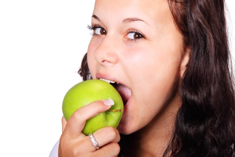 8 убедительных причин съедать по яблоку каждый день