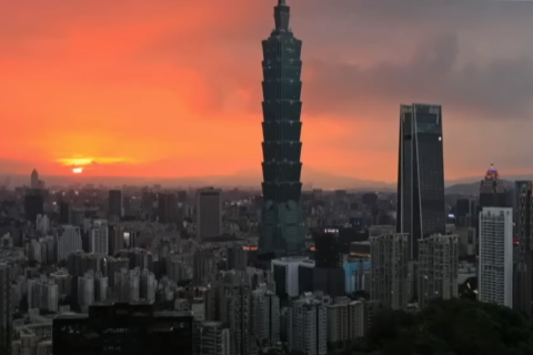 Тайваньские компании планируют создать зарубежные филиалы на случай конфликта с Китаем