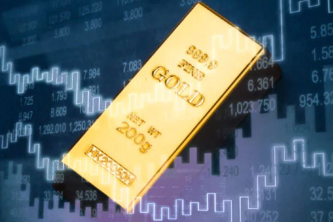 Цены на золото приблизились к рекордным максимумам на фоне продолжающегося банковского кризиса в США