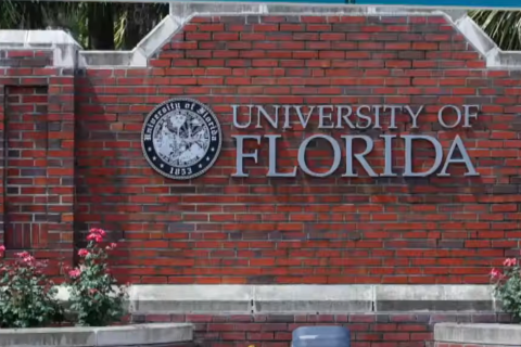 Университет Флориды запретил студенту входить в кампус из-за распространения наркотиков