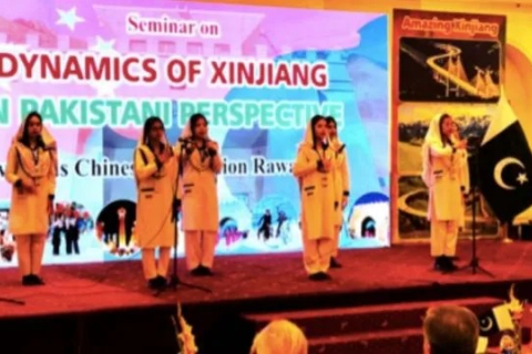 Китайська пропаганда в Пакистані: «Сіньцзян переживає найкращі часи у своїй історії»