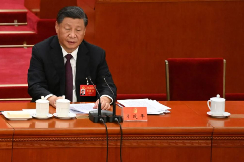Си призвал высших должностных лиц национальной безопасности Китая подготовиться к "наихудшему сценарию"