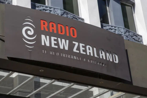 Радио Новой Зеландии приносит извинения за "прокремлевский мусор"