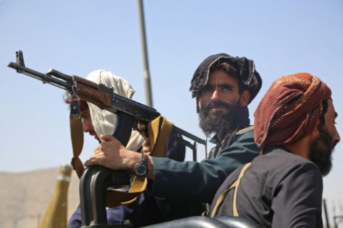Чому підготовлена США афганська національна армія з легкістю зазнала поразки перед талібами
