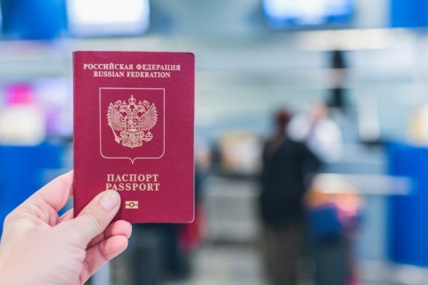 Заборона на видачу віз для росіян поділяє Європу
