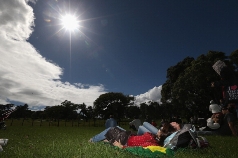 В Австралії спостерігали повне сонячне затемнення