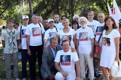 Опозиція з’ясовує, куди хочуть вивести Тимошенко