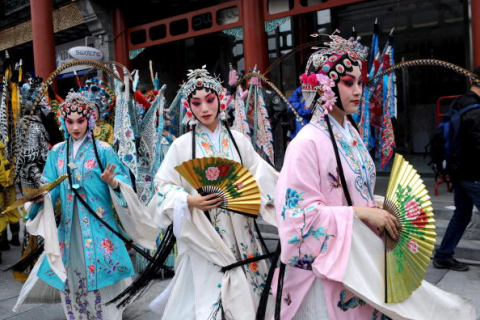 Япония привлечет иностранных туристов бесплатными визами