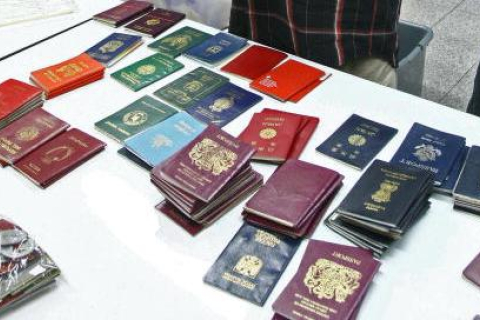 Україна ввела нові правила оформлення віз для іноземців