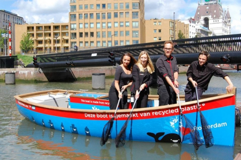 Поймайте пластик! — популярная рыбалка на каналах Амстердама