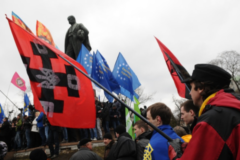 Оппозиции не нужно проводить митинги с завышенными целями — эксперты