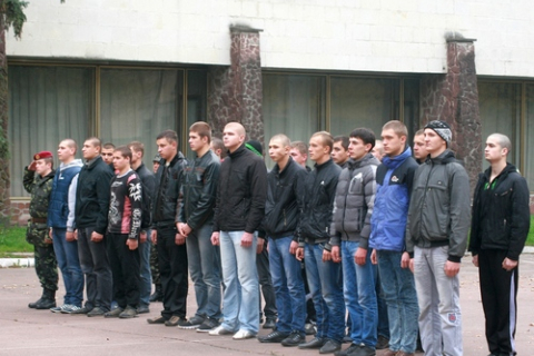 В украинскую армию отправили последних призывников