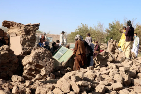 По последним сообщениям Талибана, от землетрясения погибло более 2445 человек