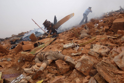 Авиакатастрофа в Марокко унесла жизни 80 человек
