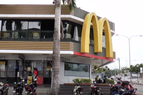 Малайзийский McDonald's обвинил в клевете движение против Израиля и подал на него в суд