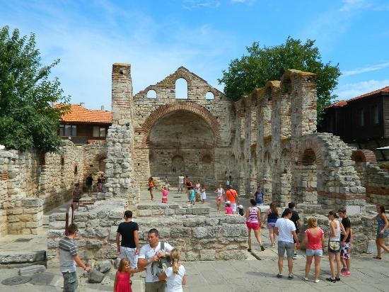 Достопримечательности Болгарии: город Несебр